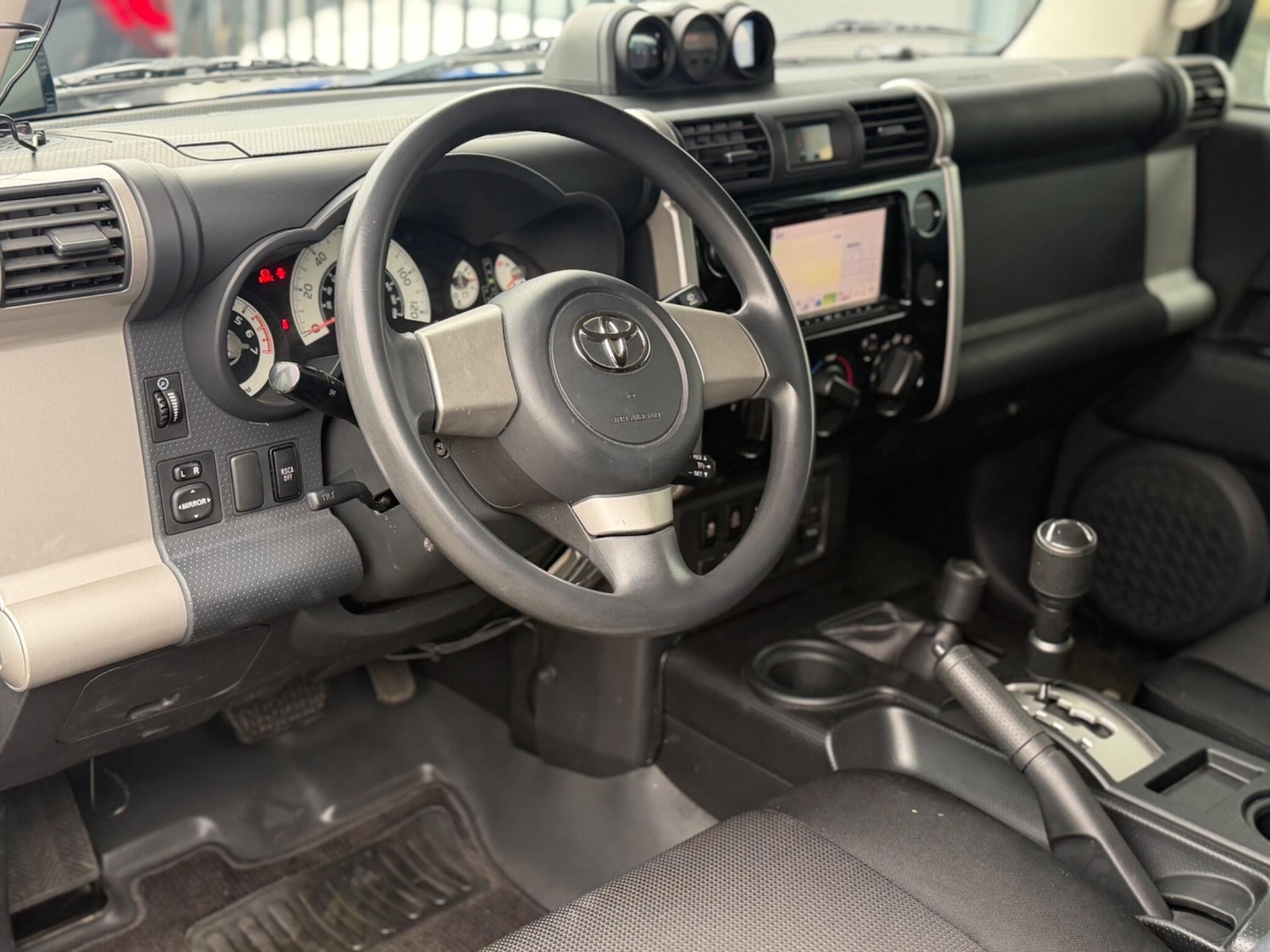 Used Toyota FJ Cruiser for sale - 78184173: Photo 13