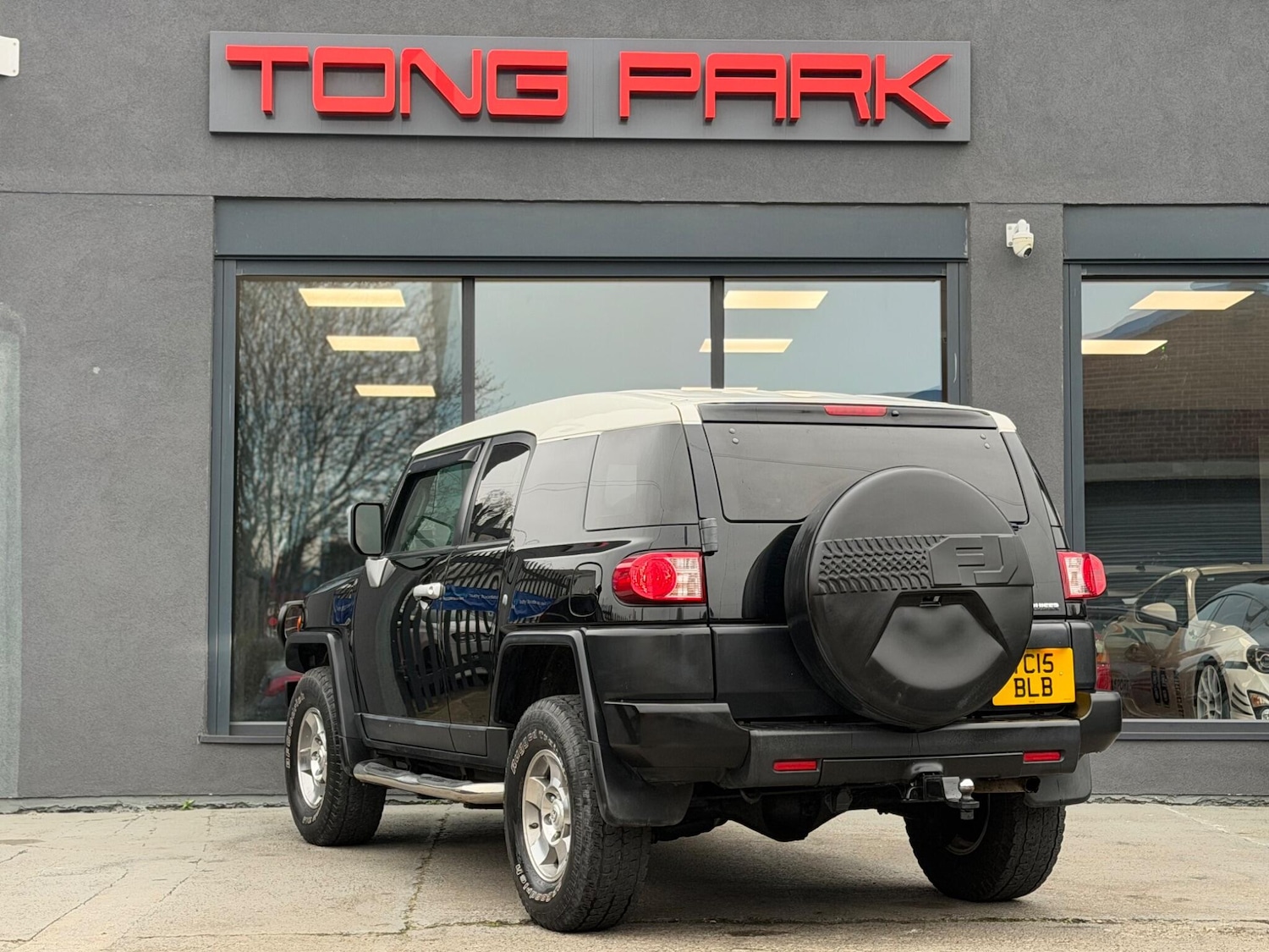 Used Toyota FJ Cruiser for sale - 78184173: Photo 9