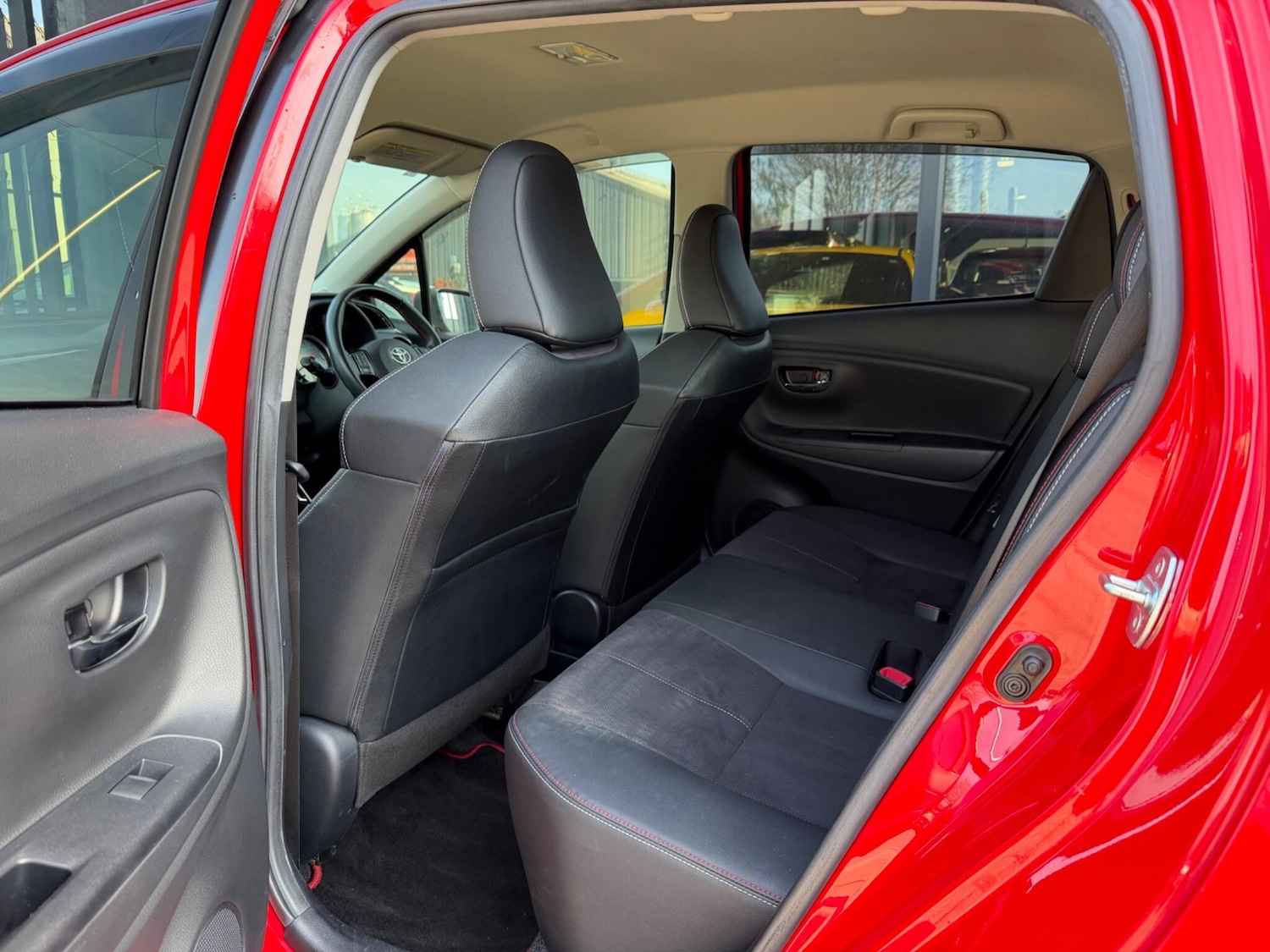 Used Toyota Yaris for sale - 78047473: Photo 31