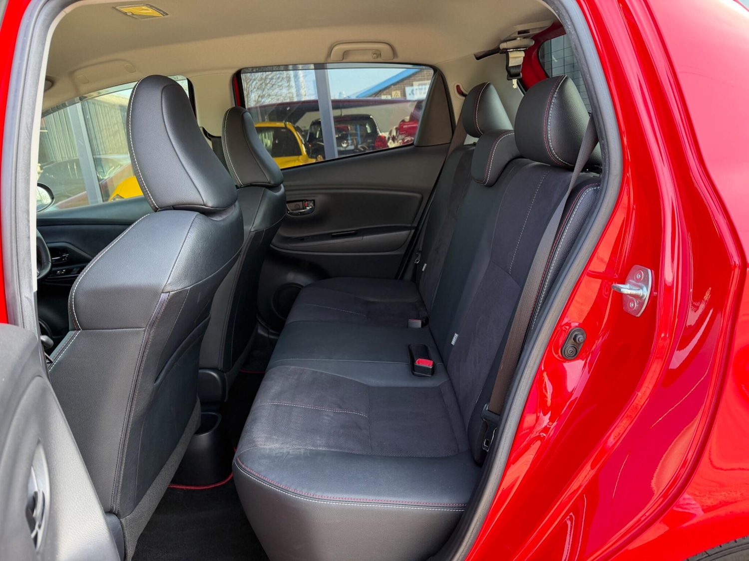 Used Toyota Yaris for sale - 78047473: Photo 32