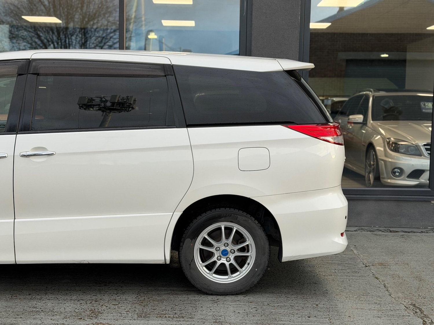 Used Toyota Estima for sale - 77103561: Photo 8