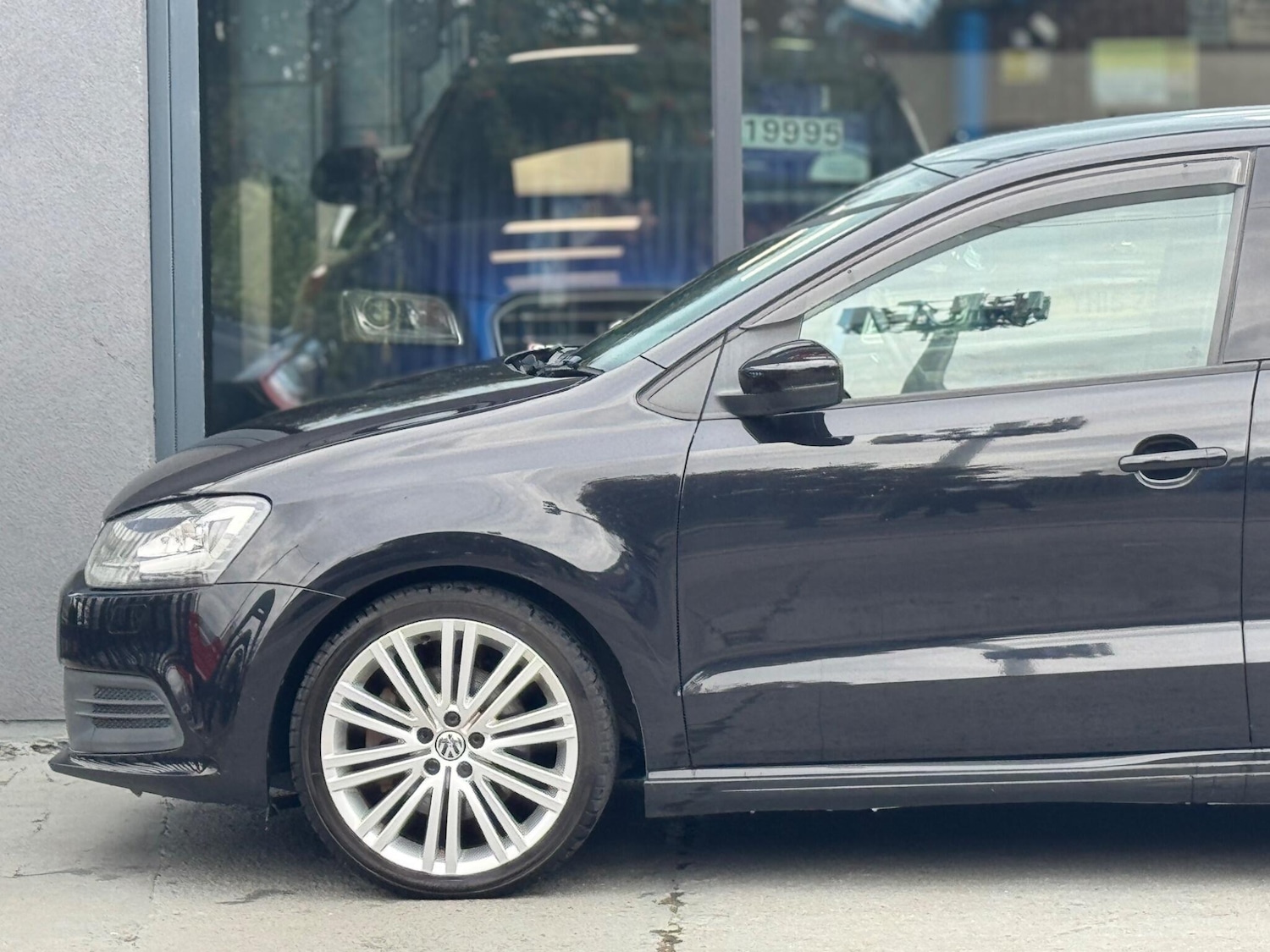 Used Volkswagen Polo for sale - 77103661: Photo 11