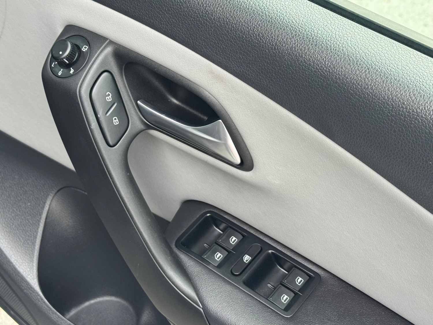 Used Volkswagen Polo for sale - 77103661: Photo 15