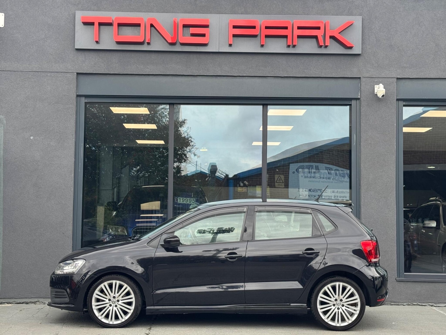 Used Volkswagen Polo for sale - 77103661: Photo 9