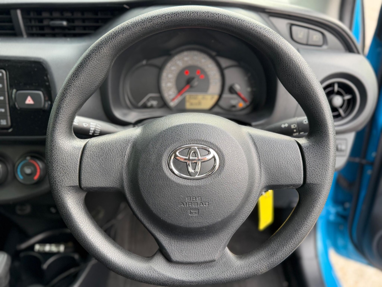 Used Toyota Yaris for sale - 78184676: Photo 24