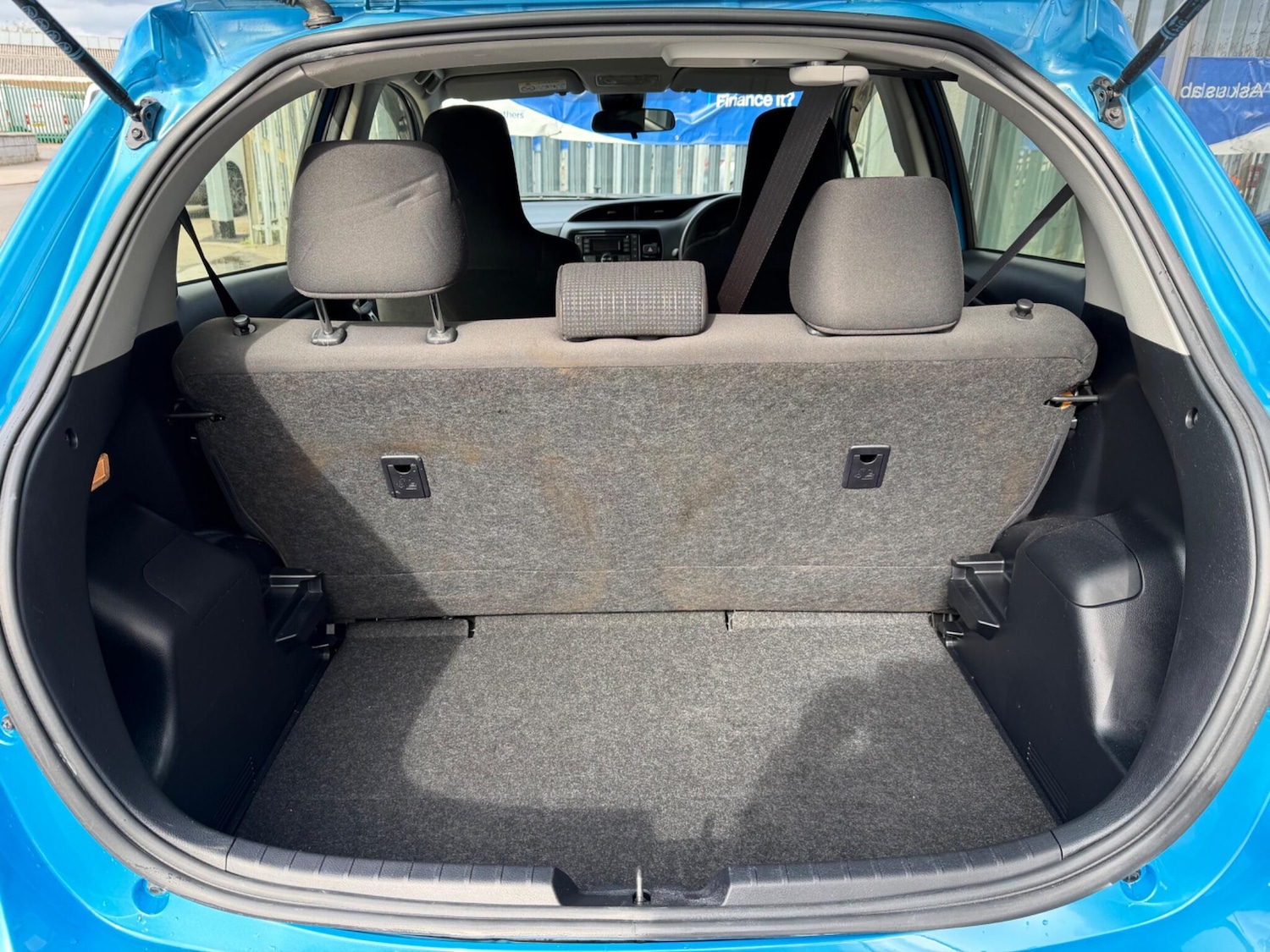 Used Toyota Yaris for sale - 78184676: Photo 30