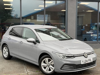 Used Volkswagen Golf 2024 for sale - 79576799: Photo