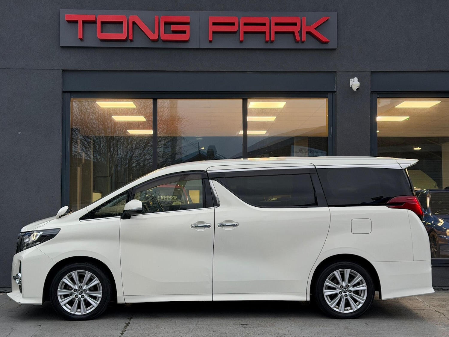 Used Toyota Alphard for sale - 78048229: Photo 11