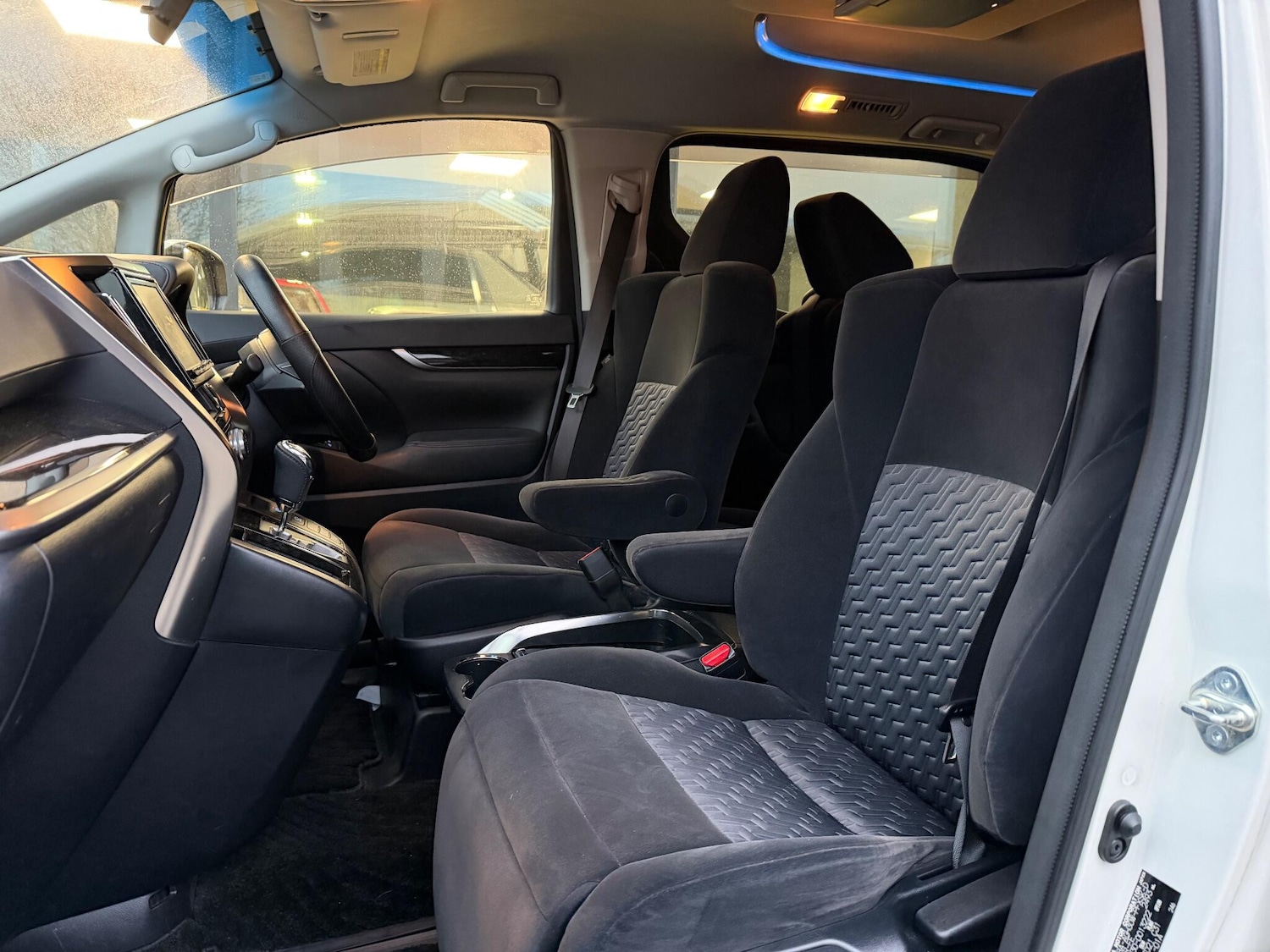 Used Toyota Alphard for sale - 78048229: Photo 14