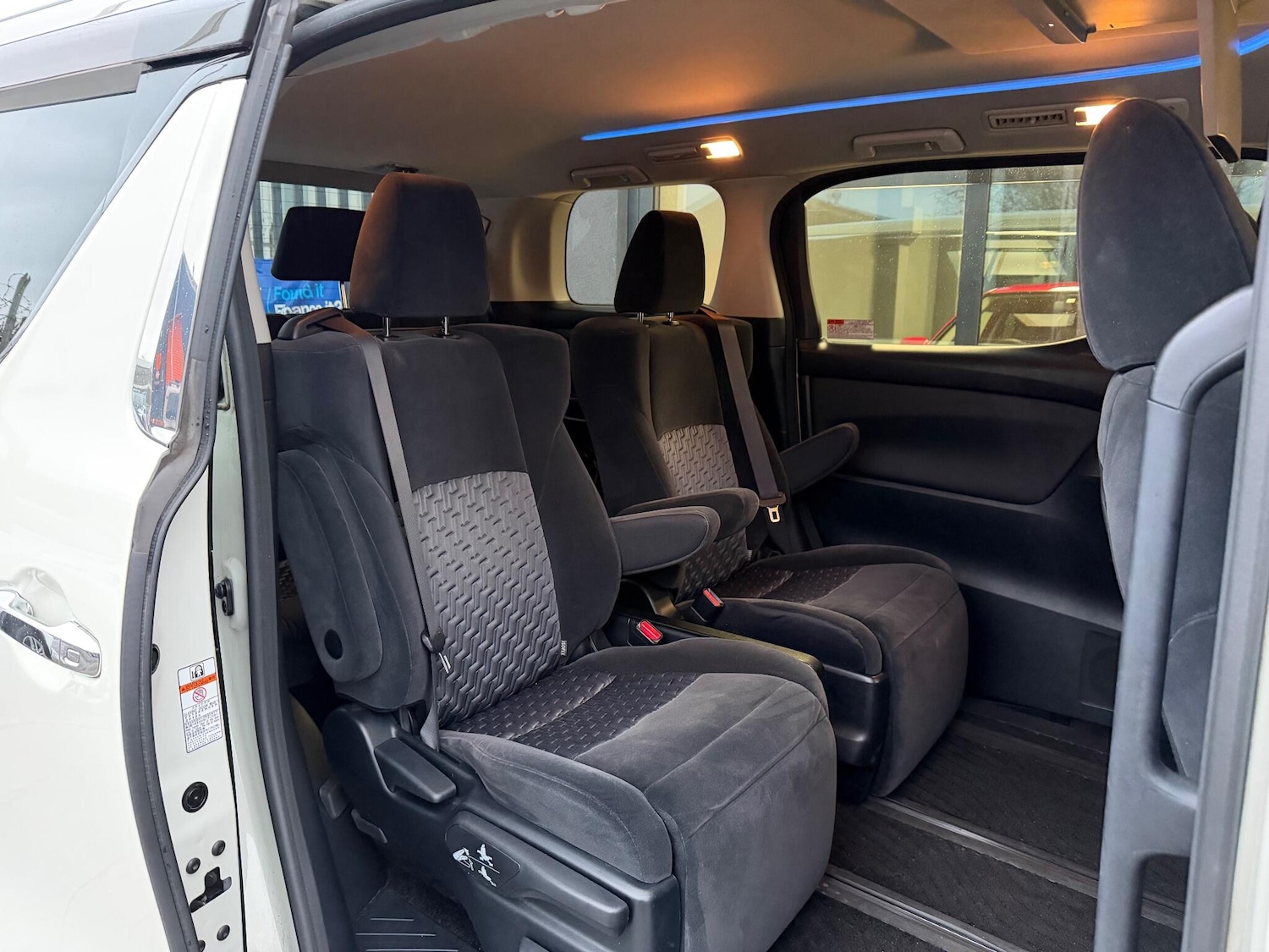 Used Toyota Alphard for sale - 78048229: Photo 31