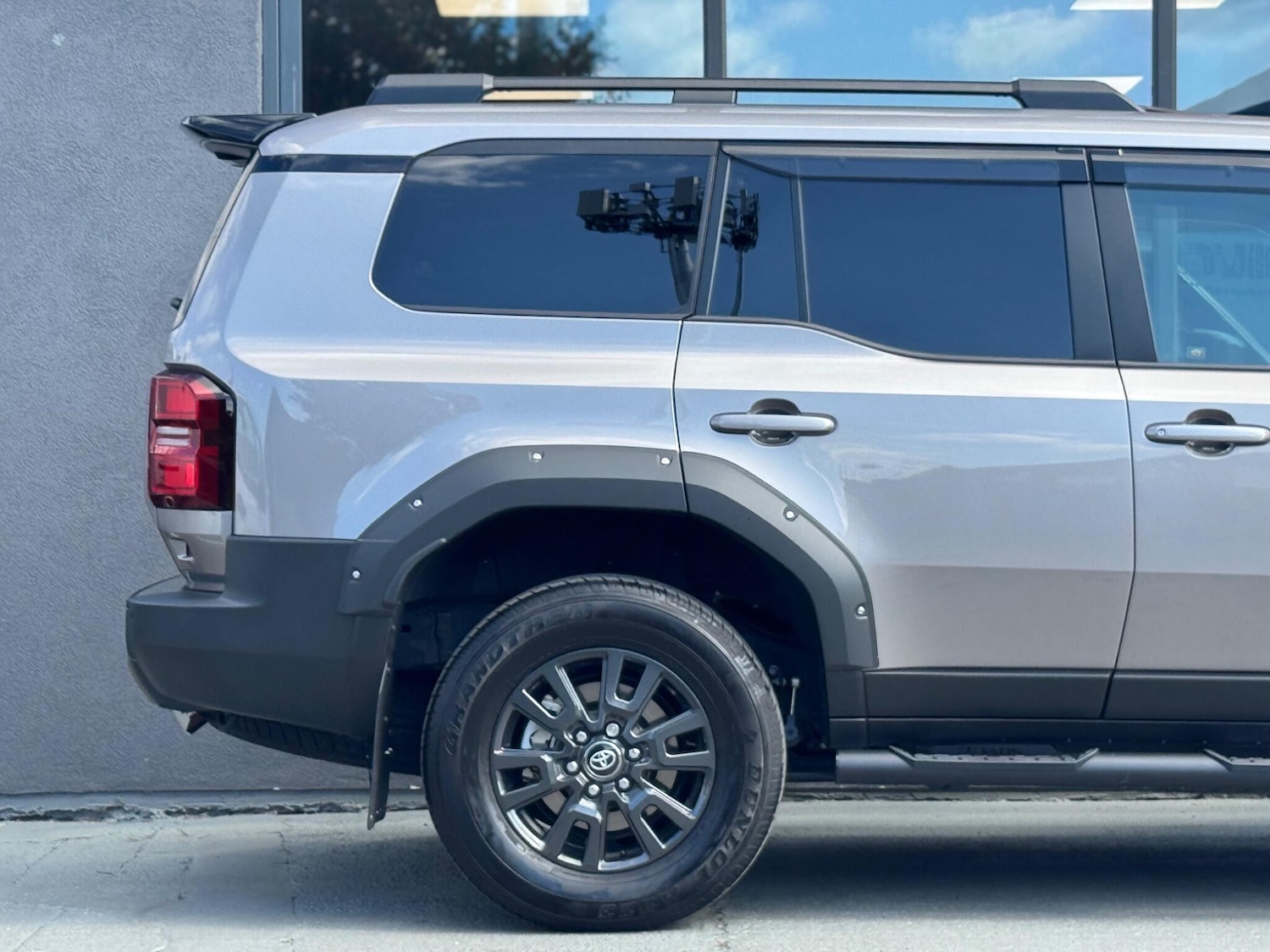 Used Toyota Land Cruiser for sale - 77103559: Photo 10