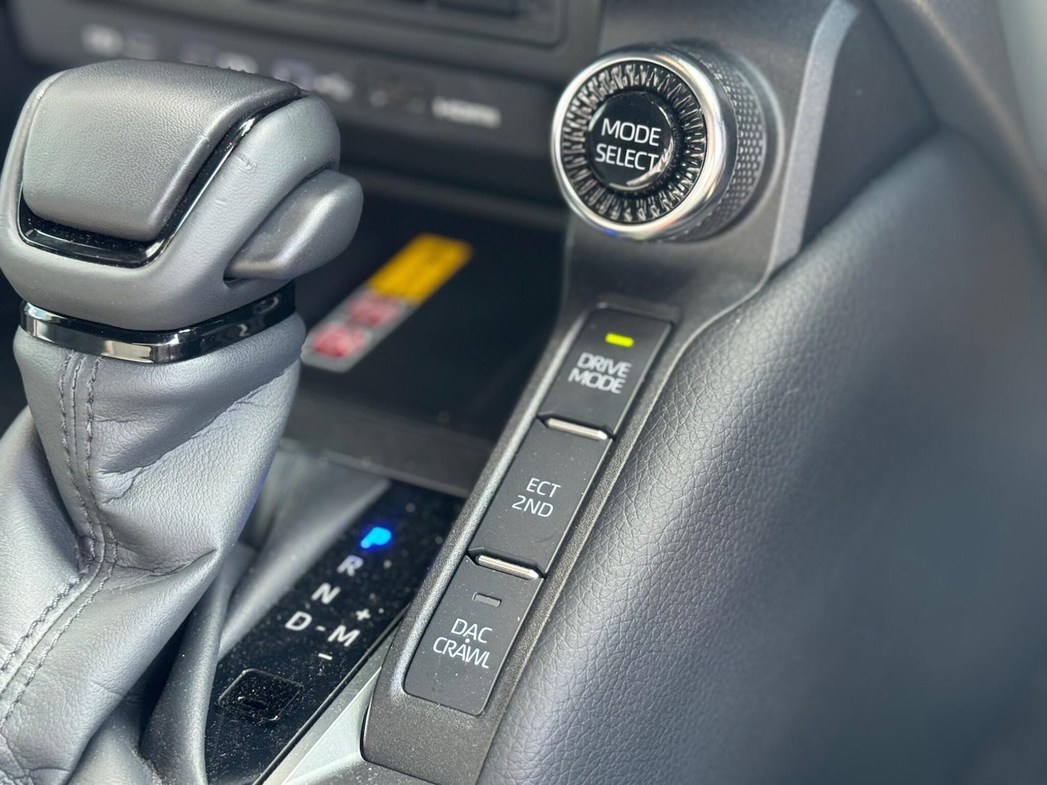 Used Toyota Land Cruiser for sale - 77103559: Photo 32