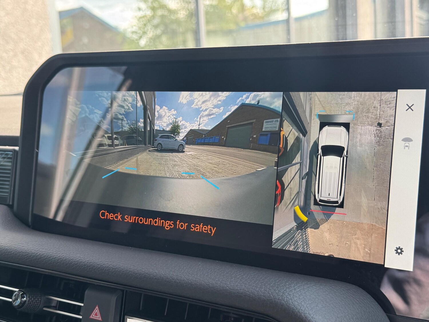 Used Toyota Land Cruiser for sale - 77103559: Photo 35