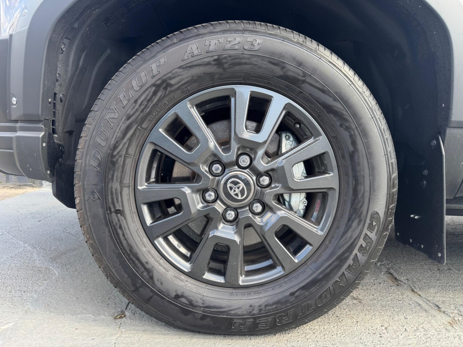 Used Toyota Land Cruiser for sale - 77103559: Photo 54