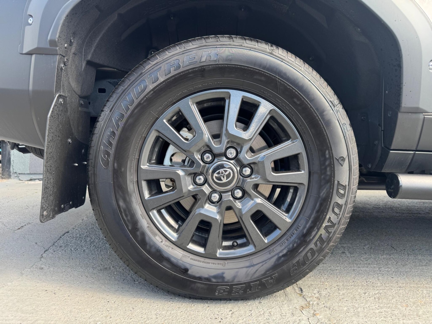 Used Toyota Land Cruiser for sale - 77103559: Photo 56