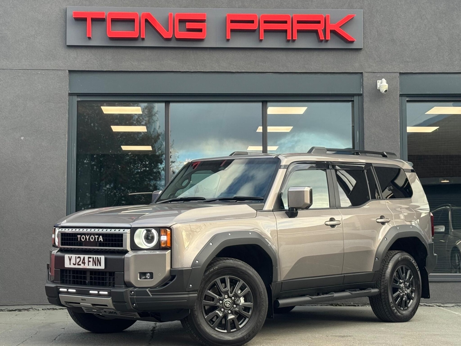 Used Toyota Land Cruiser for sale - 77103559: Photo 7