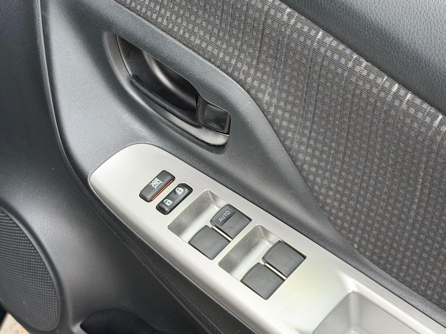 Used Toyota Yaris for sale - 77645955: Photo 16