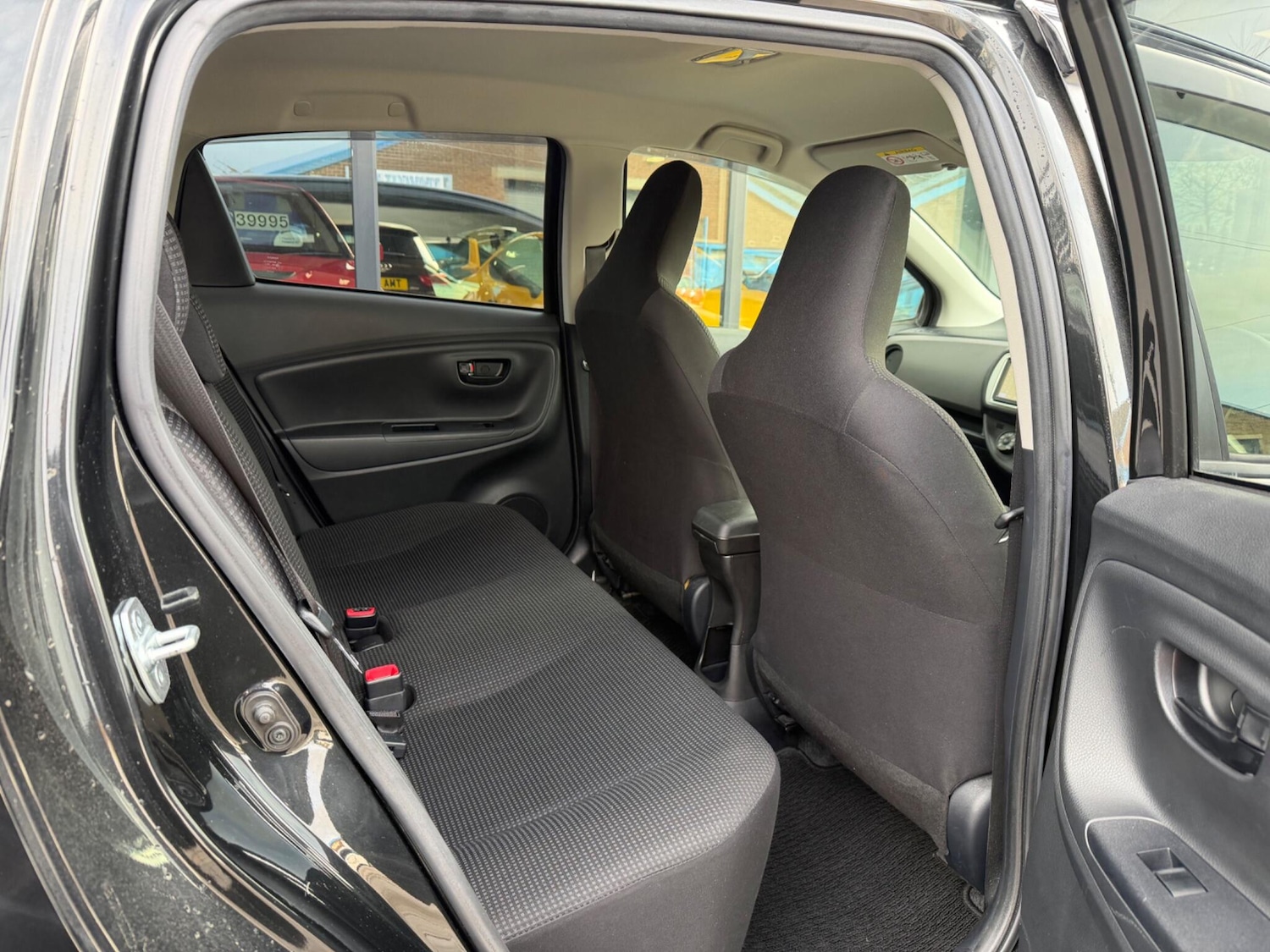 Used Toyota Yaris for sale - 77645955: Photo 25