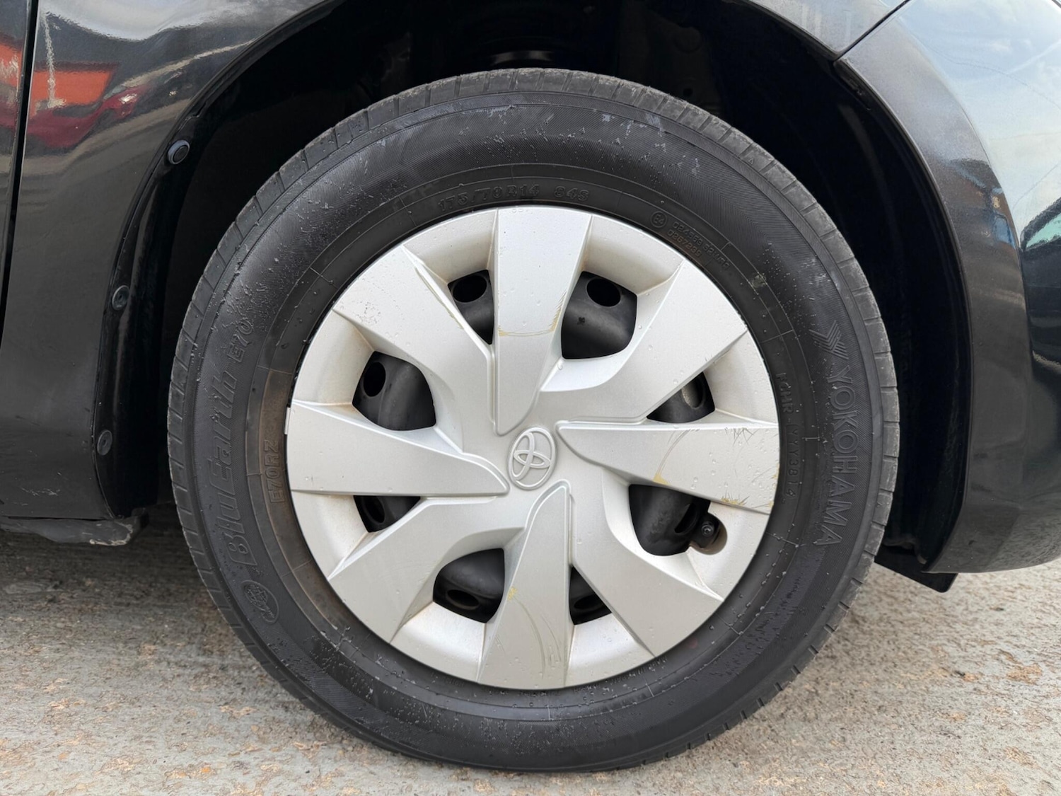 Used Toyota Yaris for sale - 77645955: Photo 32