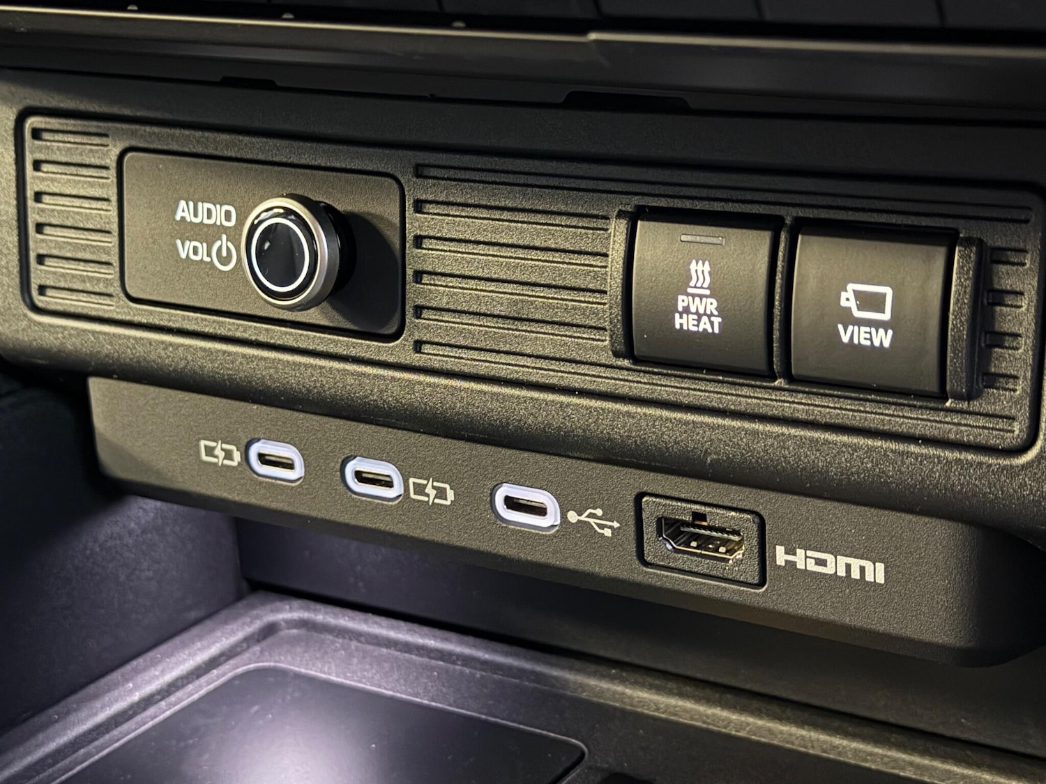 Used Toyota Land Cruiser for sale - 77163668: Photo 40