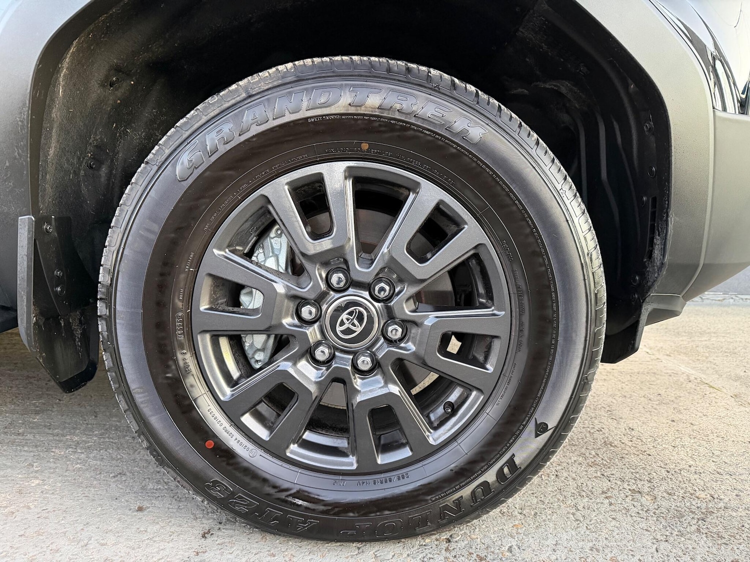 Used Toyota Land Cruiser for sale - 77163668: Photo 50