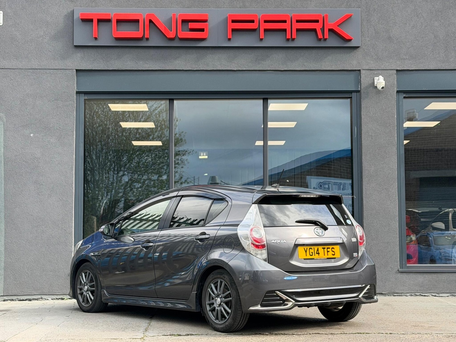 Used Toyota Aqua for sale - 78147803: Photo 4