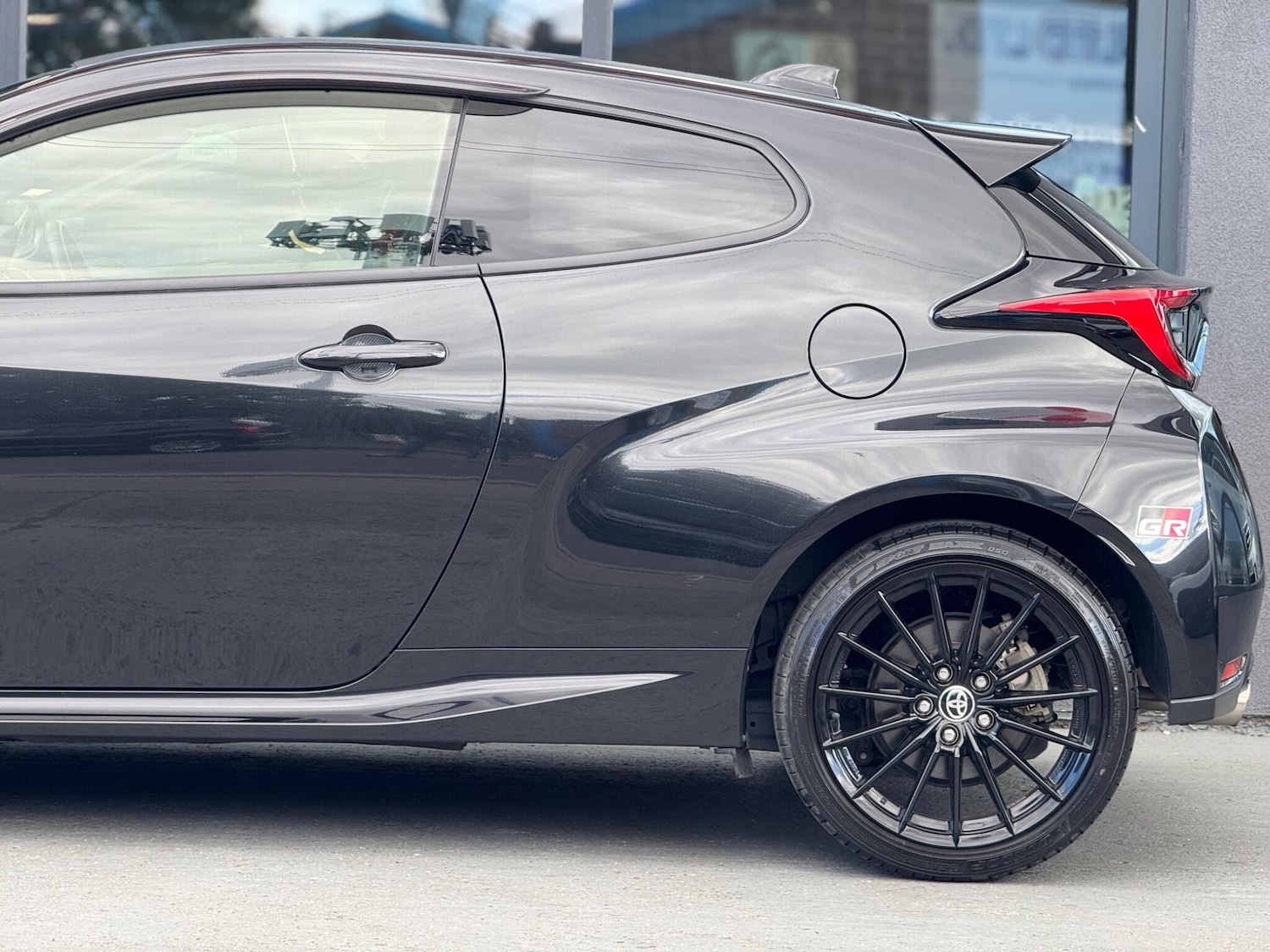 Used Toyota Yaris for sale - 77103557: Photo 12