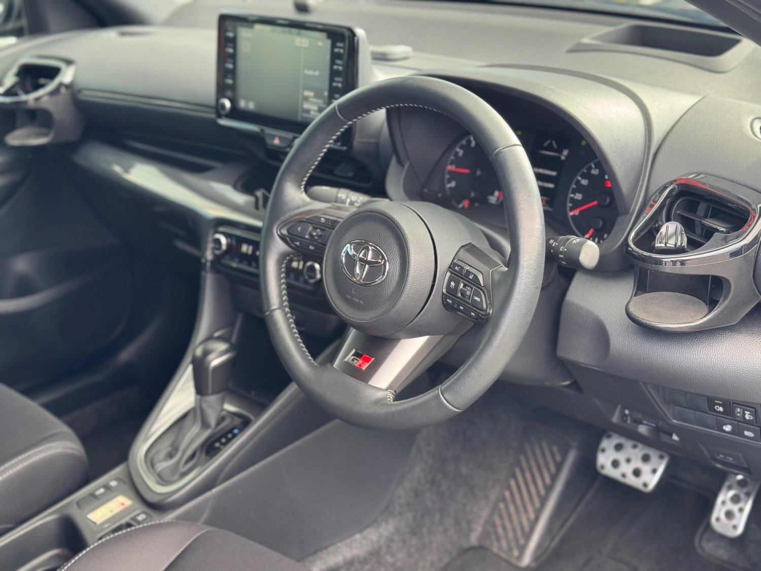 Used Toyota Yaris for sale - 77103557: Photo 16