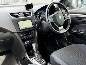 Used Suzuki Swift 2015 for sale - 79577409: Photo