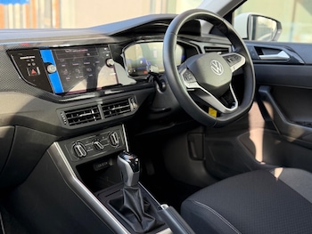 Used Volkswagen Polo 2024 for sale - 79337401: Photo