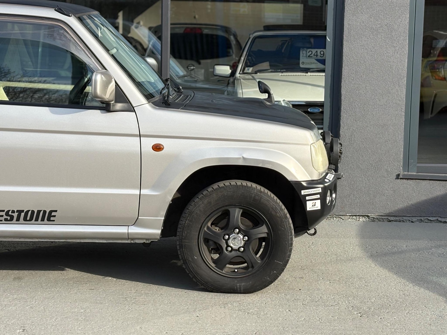 Used Mitsubishi Pajero for sale - 77103604: Photo 10