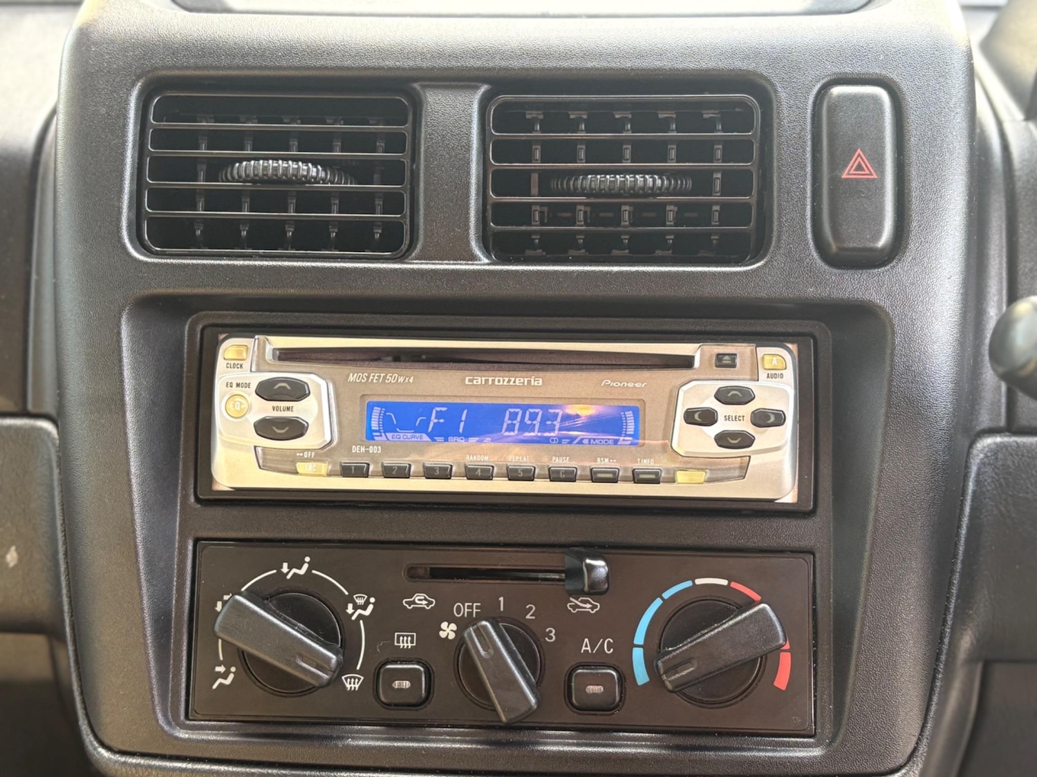 Used Mitsubishi Pajero for sale - 77103604: Photo 26