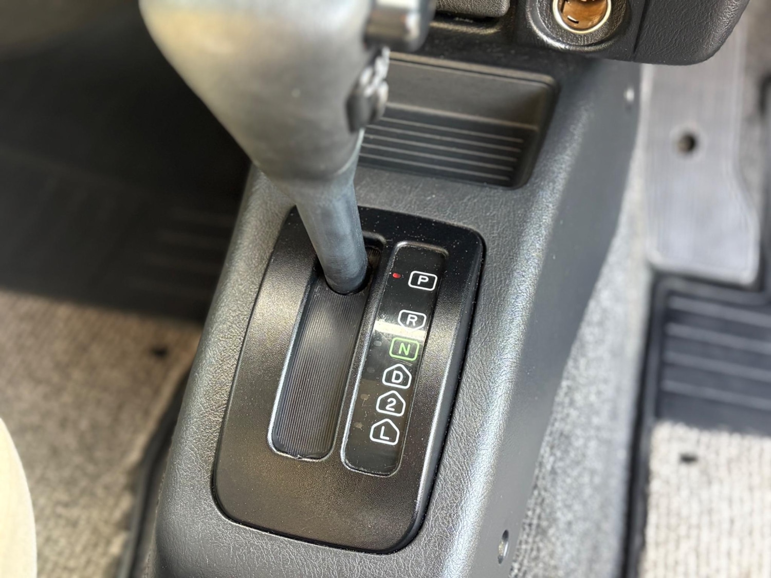 Used Mitsubishi Pajero for sale - 77103604: Photo 27