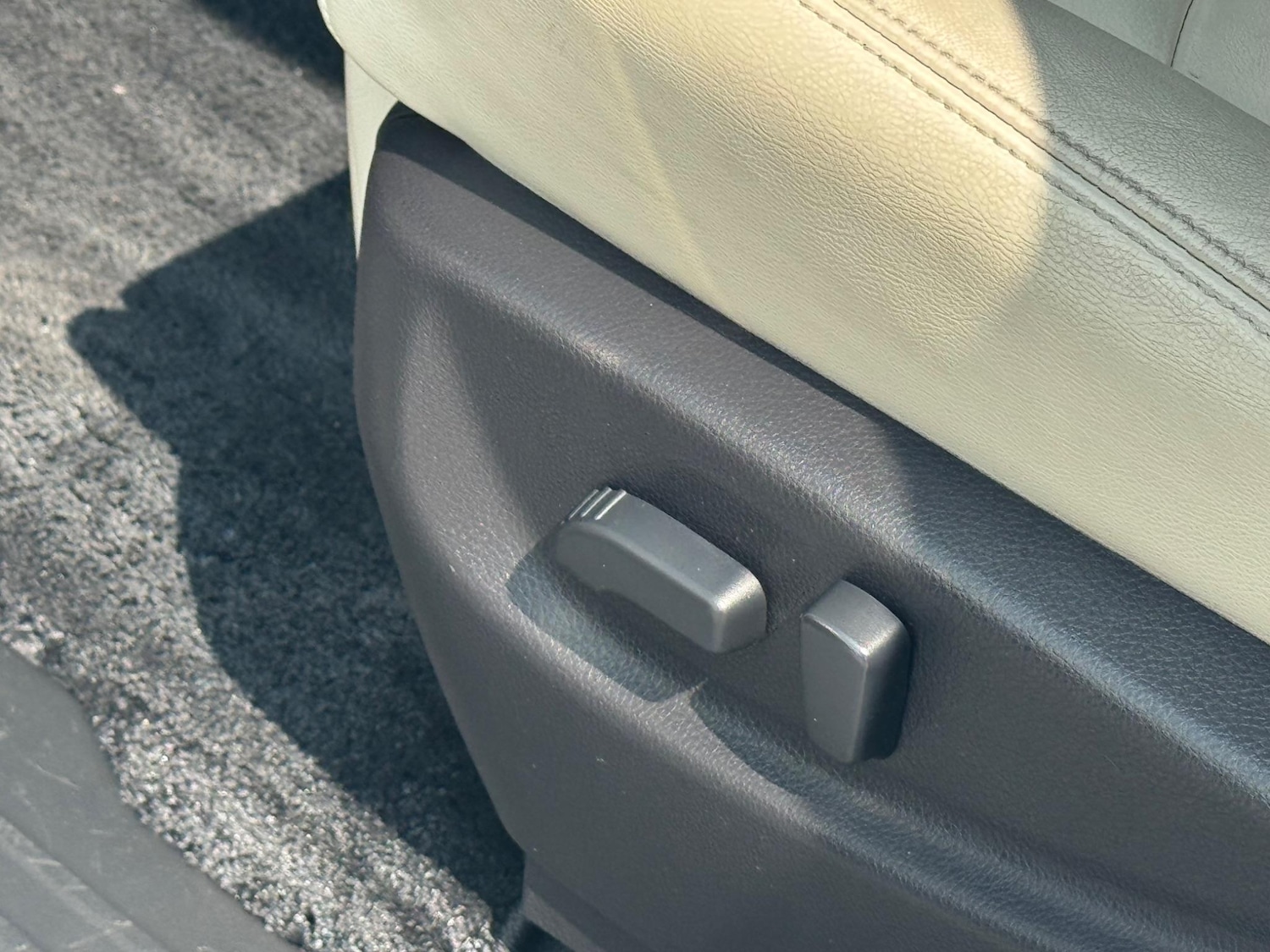 Used Nissan Elgrand 2025 for sale - 77191386: Photo 14