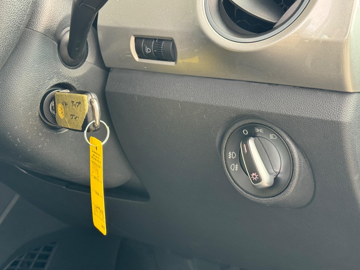 Used Volkswagen up! for sale - 77559674: Photo 18