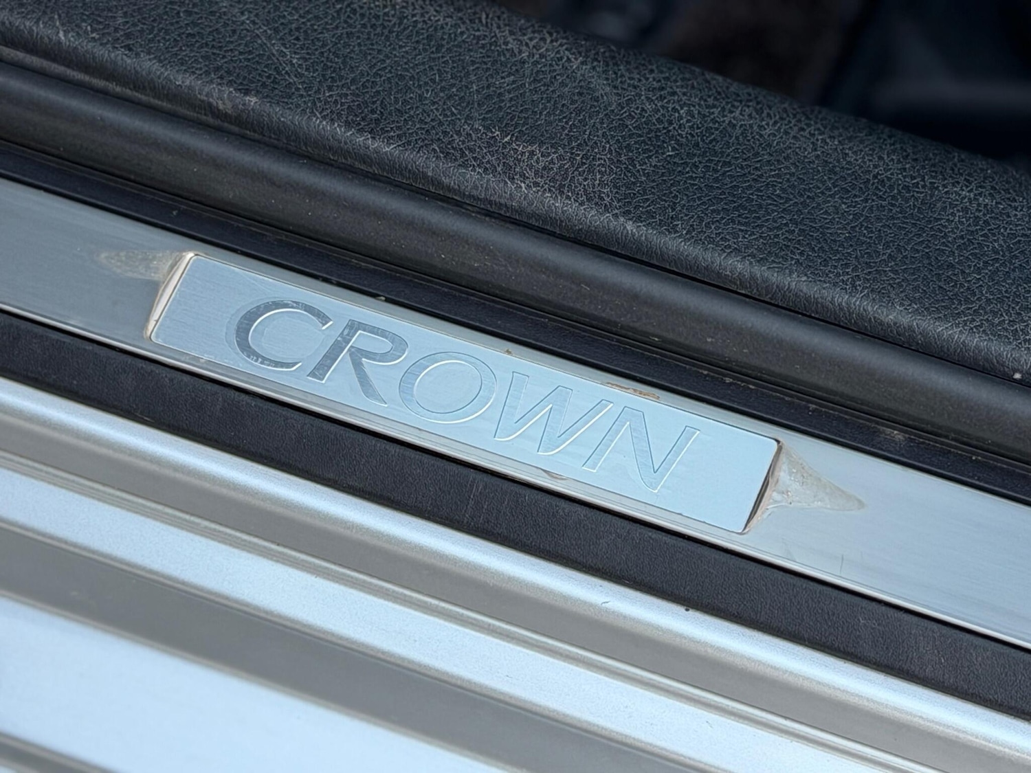 Used Toyota Crown for sale - 77103681: Photo 14