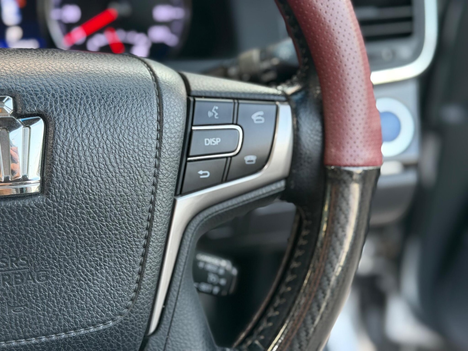 Used Toyota Crown for sale - 77103681: Photo 30