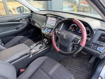 Used Toyota Crown 2014 for sale - 77103681: Photo