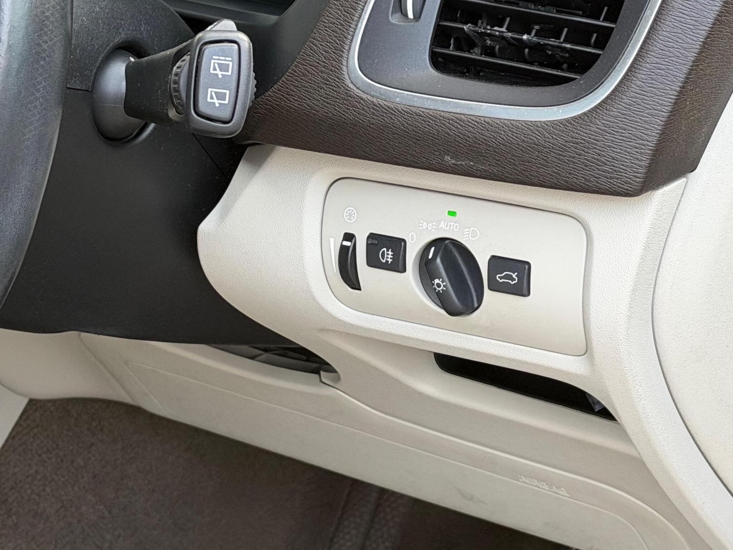 Used Volvo V40 for sale - 77230026: Photo 21