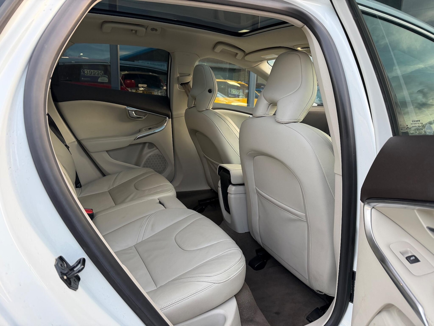 Used Volvo V40 for sale - 77230026: Photo 33