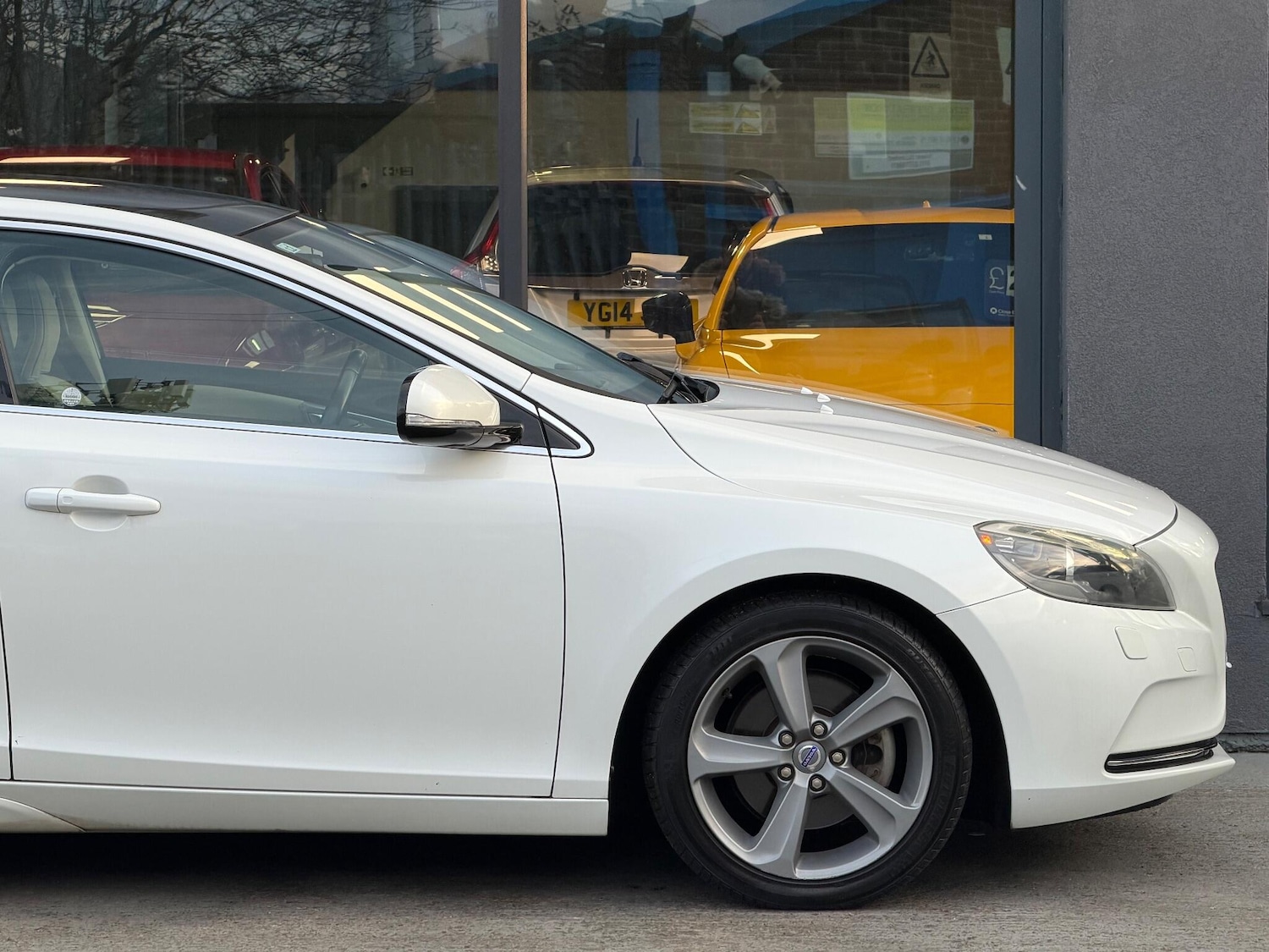 Used Volvo V40 for sale - 77230026: Photo 8