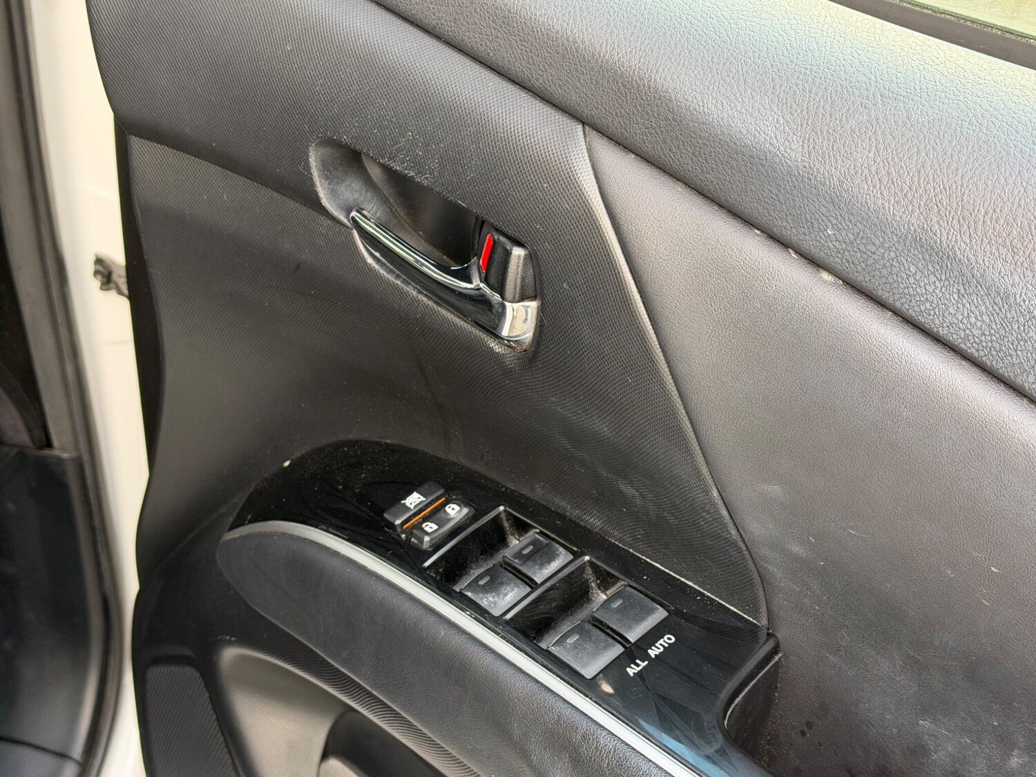 Used Toyota Estima for sale - 77839998: Photo 18