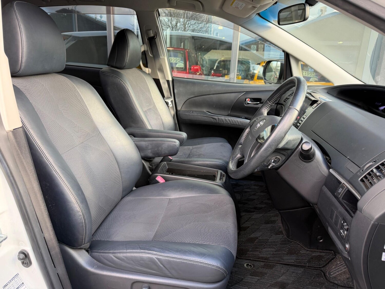 Used Toyota Estima for sale - 77839998: Photo 22