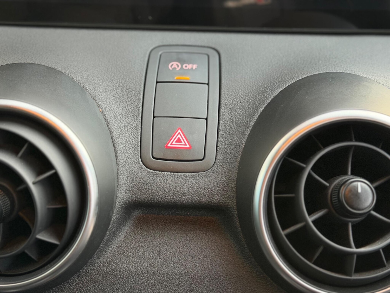 Used Audi A1 for sale - 77377071: Photo 43