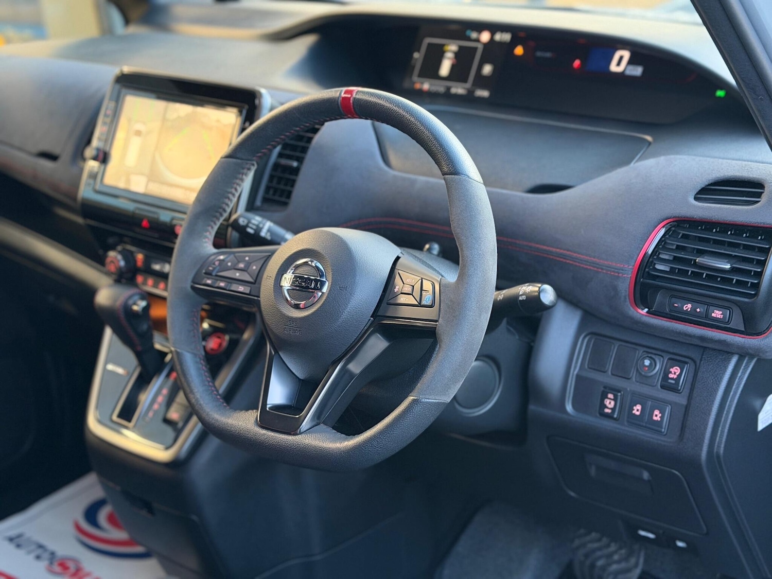 Used Nissan Serena for sale - 78156776: Photo 18