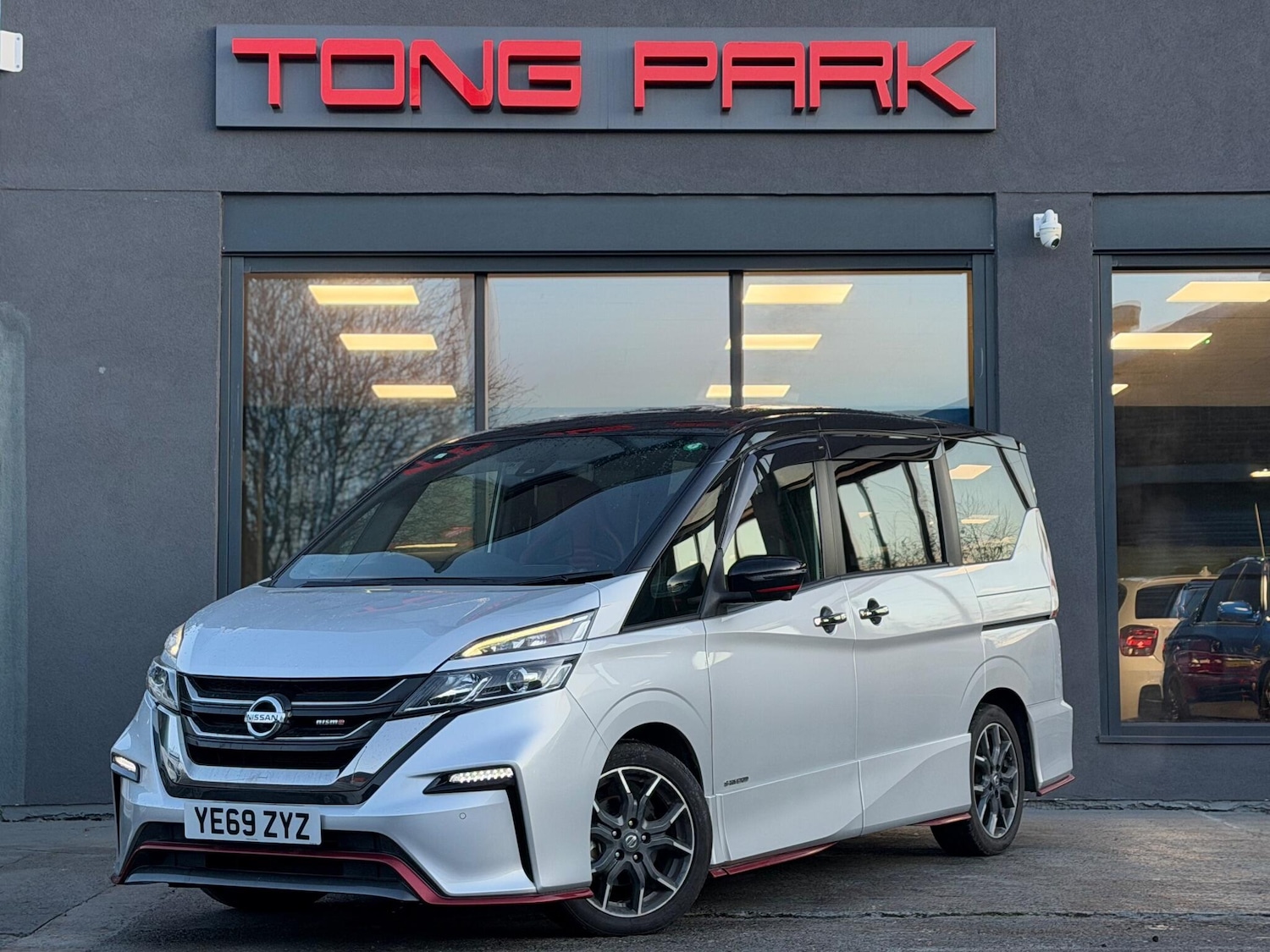 Used Nissan Serena for sale - 78156776: Photo 9