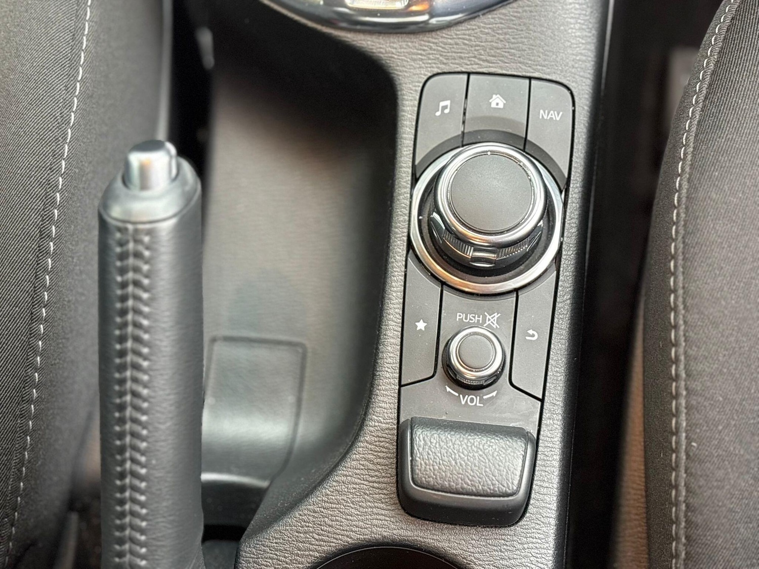 Used Mazda Mazda2 for sale - 77455851: Photo 19