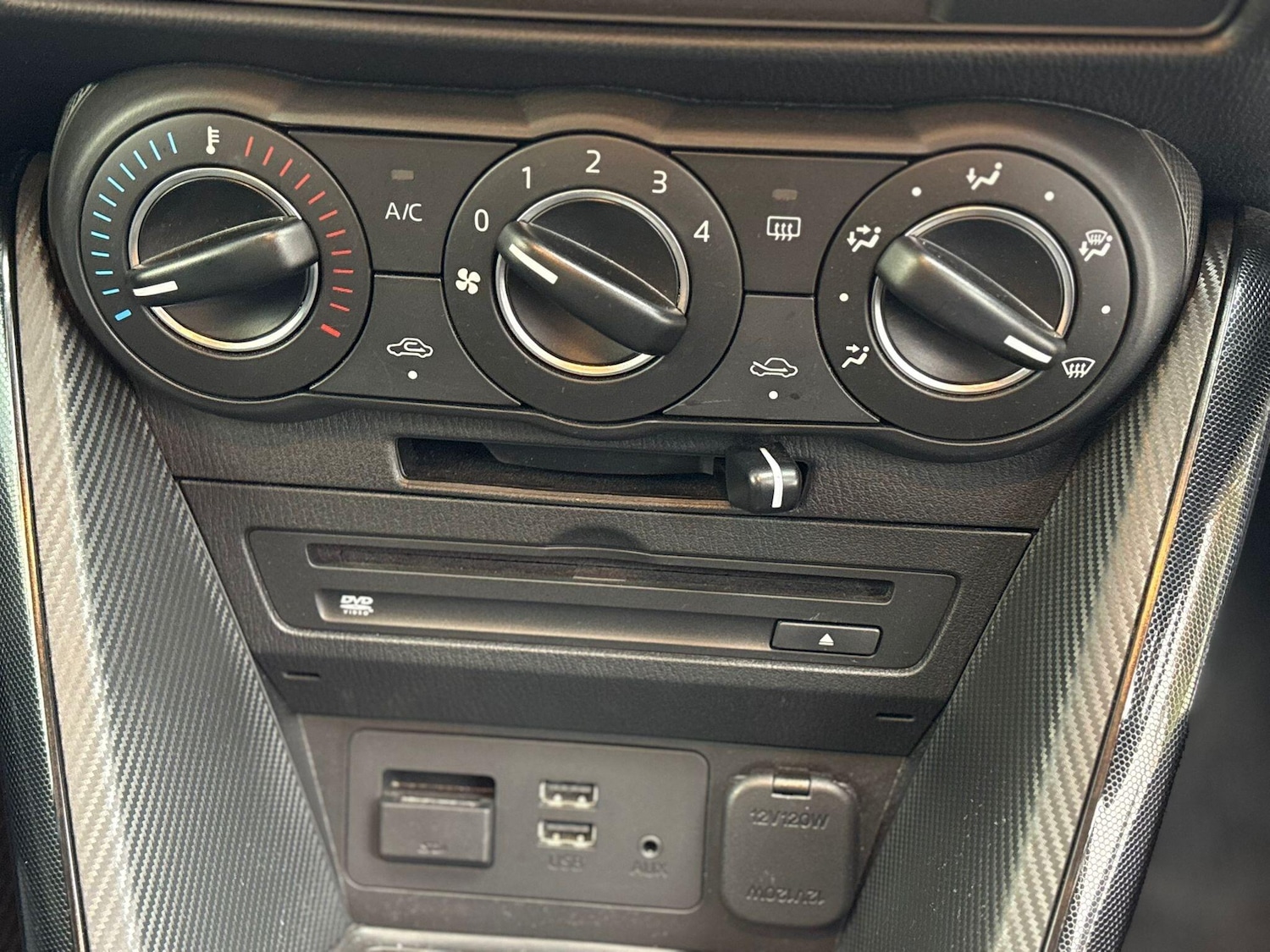 Used Mazda Mazda2 for sale - 77455851: Photo 28