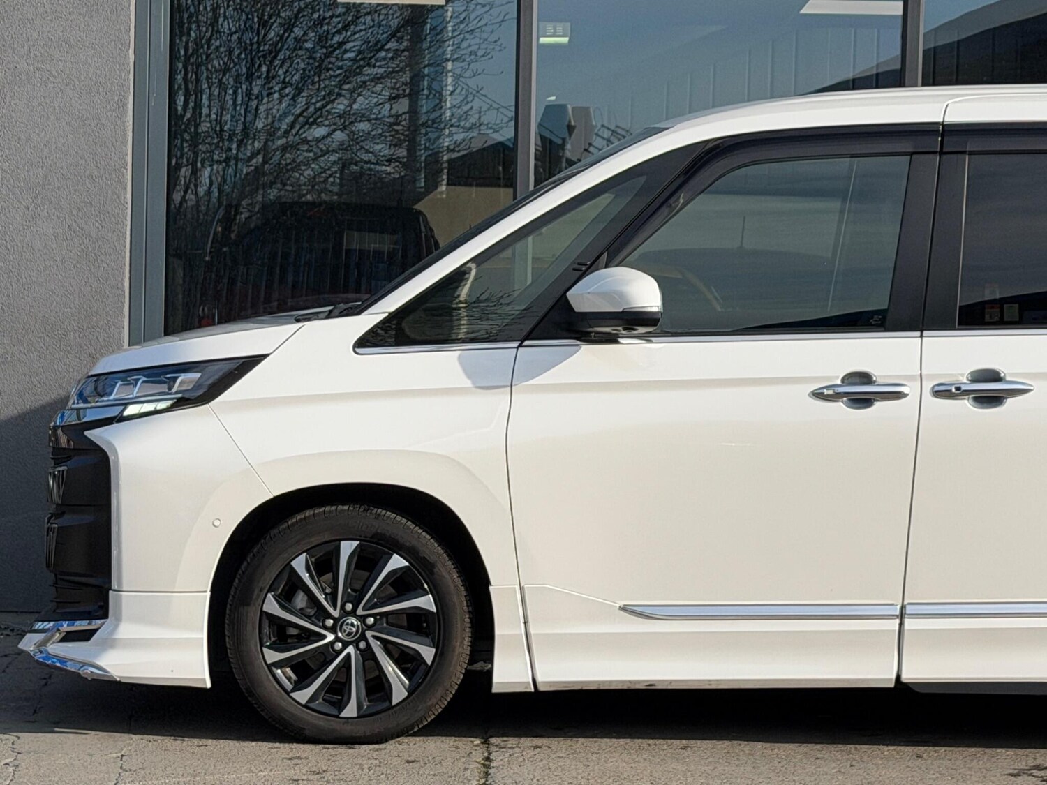 Used Toyota Noah for sale - 78047128: Photo 13