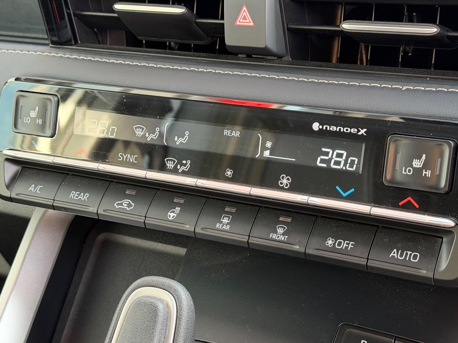 Used Toyota Noah for sale - 78047128: Photo 21